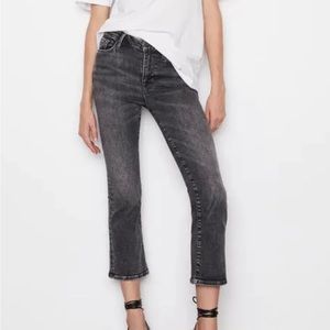 Frame le one crop mini boot in Hughes